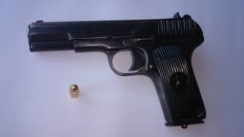 TT 33